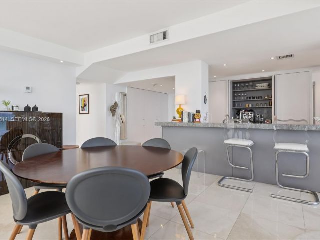 Продажа квартиры #1110 - фото 7131183