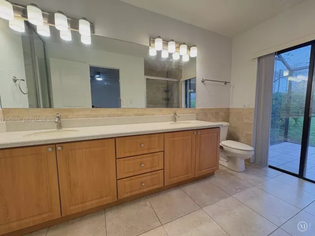 Дом в аренду по адресу 21374 Summertrace Cir - фото 7128715