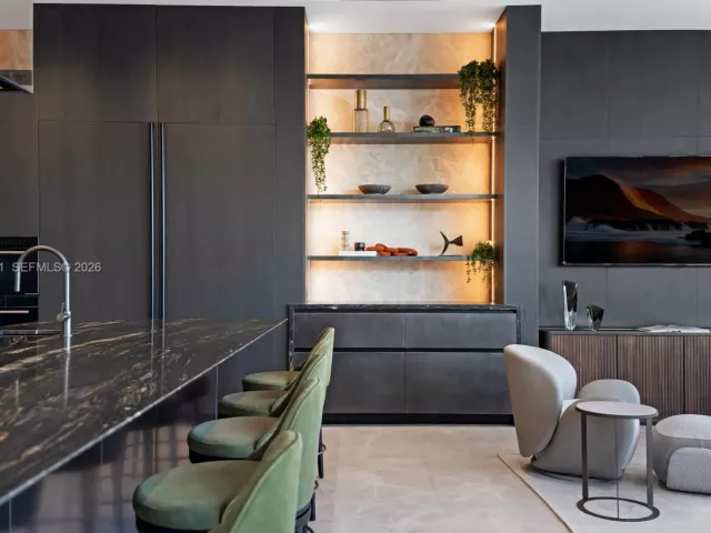 Продажа дома по адресу 217 E Rivo Alto Dr - фото 7129130