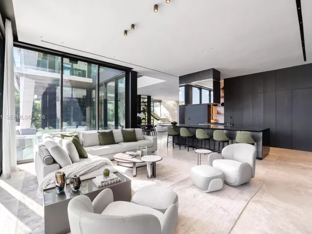 Продажа дома по адресу 217 E Rivo Alto Dr - фото 7129133