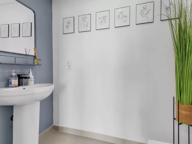 Продажа квартиры #513 - фото 7131640