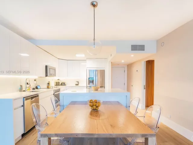 Продажа квартиры #719 - фото 7131456