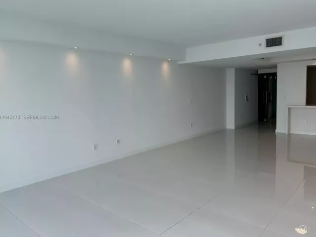 Продажа квартиры #4107 - фото 7135697