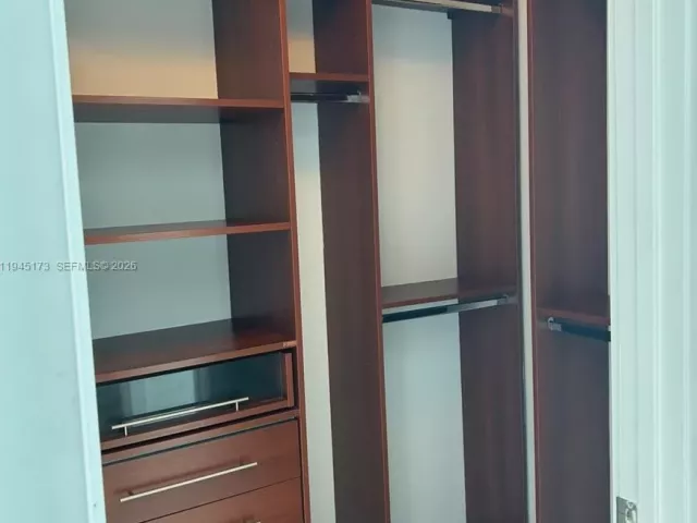 Продажа квартиры #4107 - фото 7135699