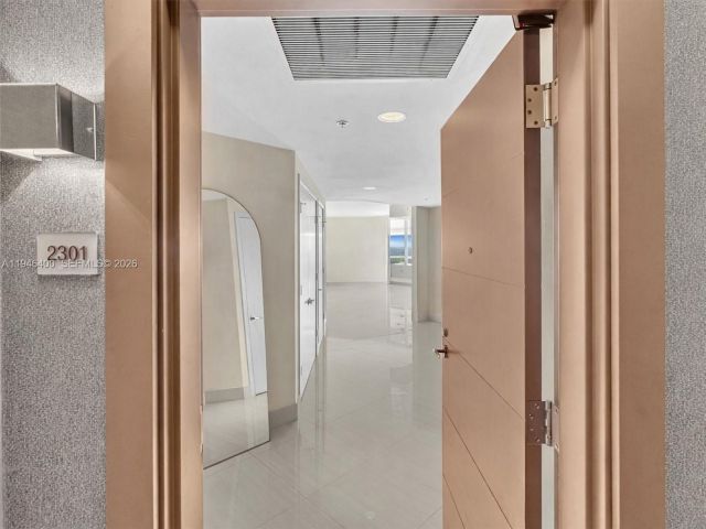 Продажа квартиры #2301 - фото 7130892