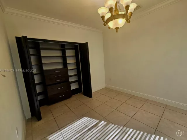 Дом в аренду по адресу 15387 SW 21st Ln 1 - фото 7211502