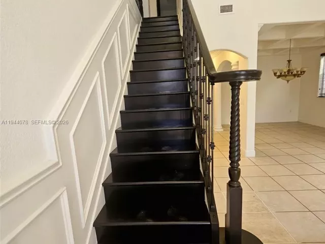 Дом в аренду по адресу 15387 SW 21st Ln 1 - фото 7211495