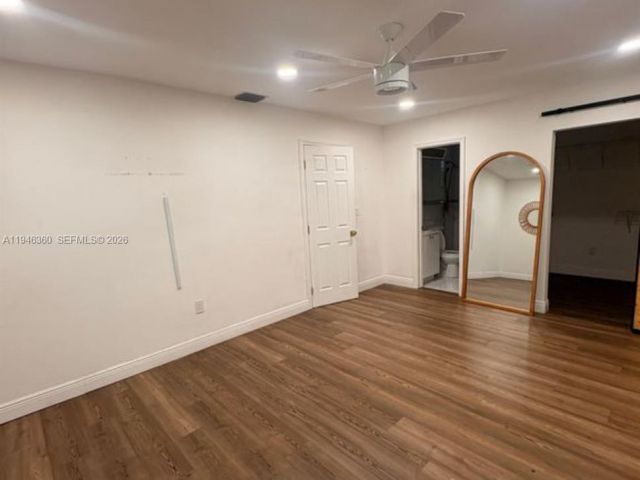 Дом в аренду по адресу 8221 NW South River Dr 1 - фото 7443080