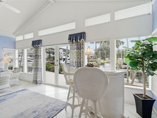 Продажа дома по адресу 1431 S Ocean Blvd #95 - фото 7167994