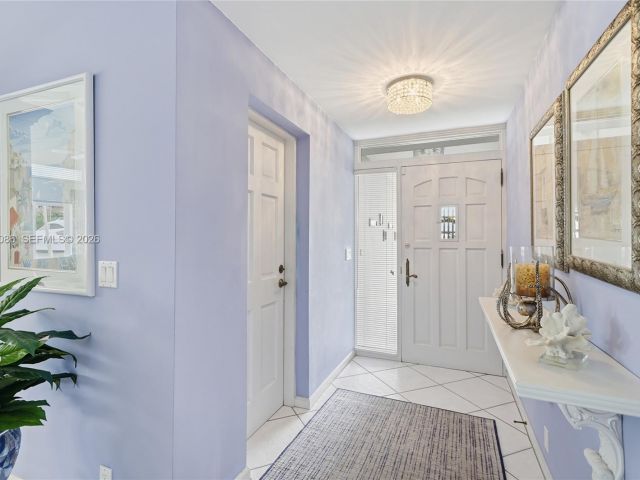 Продажа дома по адресу 1431 S Ocean Blvd #95 - фото 7168004