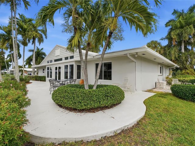 Продажа дома по адресу 1431 S Ocean Blvd #95 - фото 7168006