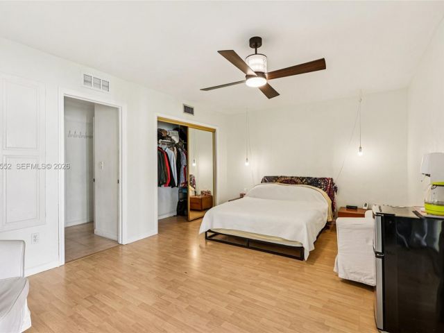 Продажа дома по адресу 13503 NE 23rd Pl - фото 7200507