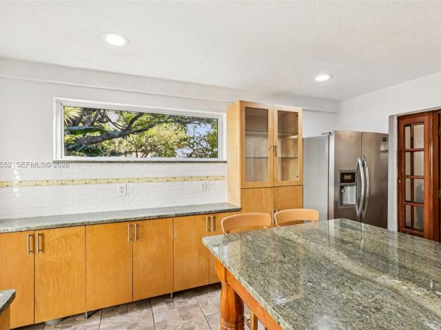 Продажа дома по адресу 13503 NE 23rd Pl - фото 7200511