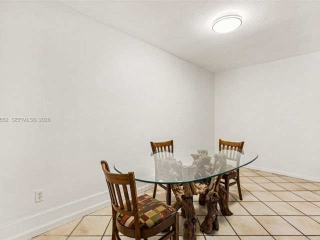 Продажа дома по адресу 13503 NE 23rd Pl - фото 7200517