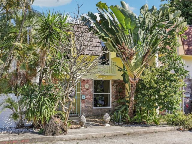 Продажа дома по адресу 13503 NE 23rd Pl - фото 7200523