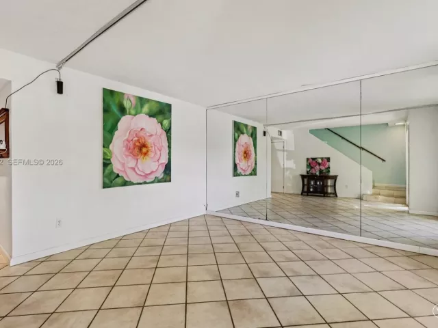 Продажа дома по адресу 13503 NE 23rd Pl - фото 7200521