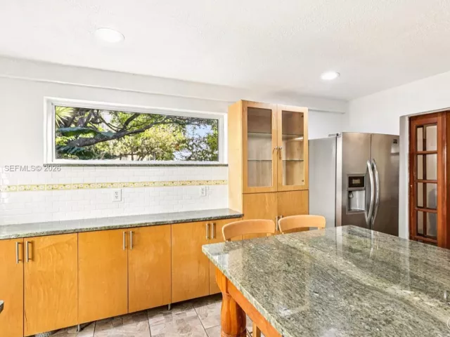 Продажа дома по адресу 13503 NE 23rd Pl - фото 7200511