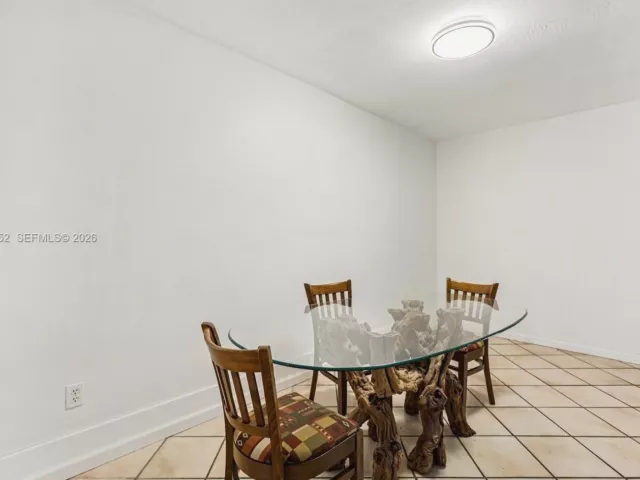 Продажа дома по адресу 13503 NE 23rd Pl - фото 7200517