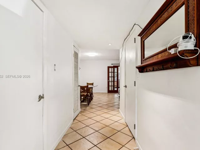 Продажа дома по адресу 13503 NE 23rd Pl - фото 7200518