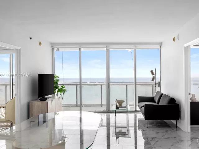 Продажа квартиры #5505 - фото 7131510