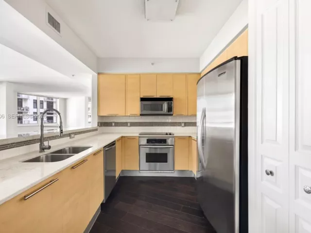 Продажа квартиры #870 - фото 7132471