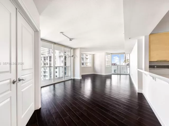 Продажа квартиры #870 - фото 7132479