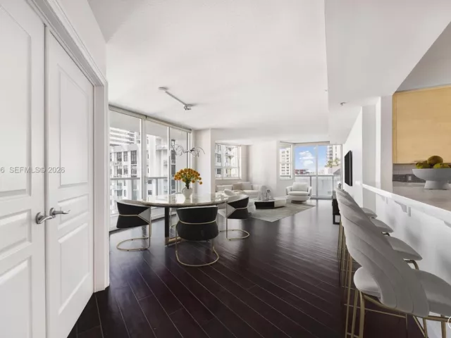 Продажа квартиры #870 - фото 7132480