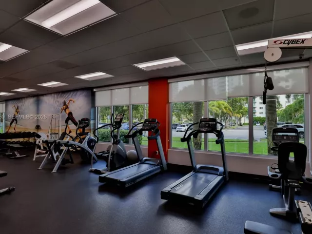 Продажа квартиры #726 - фото 7132250