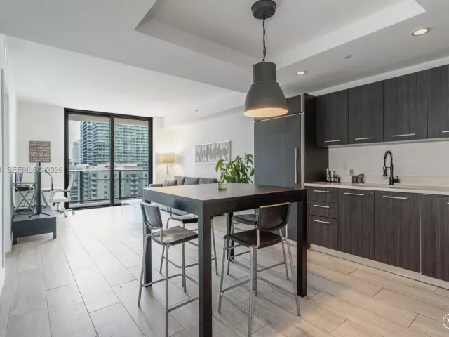 Продажа квартиры #1205 - фото 7134988