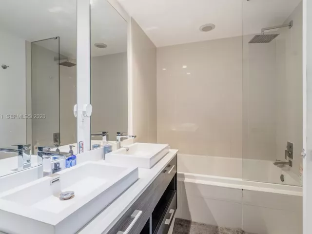 Продажа квартиры #1205 - фото 7134979