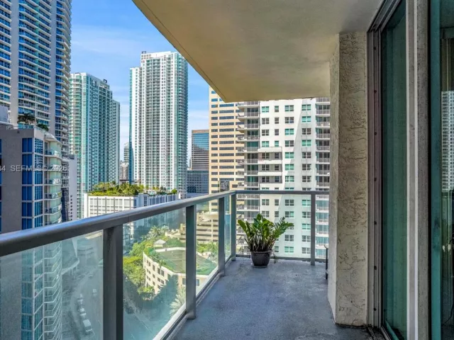 Продажа квартиры #1702 - фото 7175661