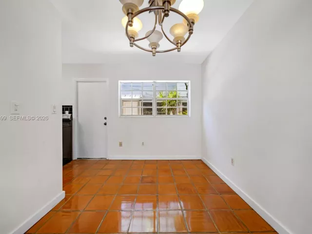 Дом в аренду по адресу 7412 GARY AV 7412 - фото 7131994