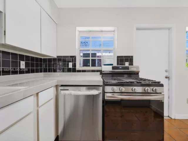 Дом в аренду по адресу 7412 GARY AV 7412 - фото 7131997