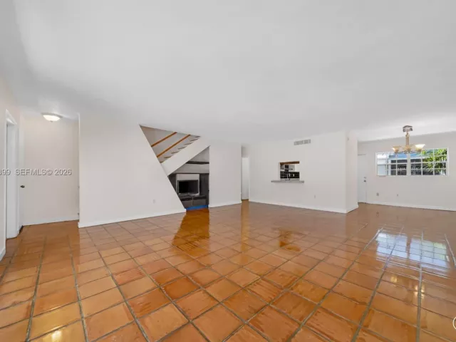 Дом в аренду по адресу 7412 GARY AV 7412 - фото 7132003