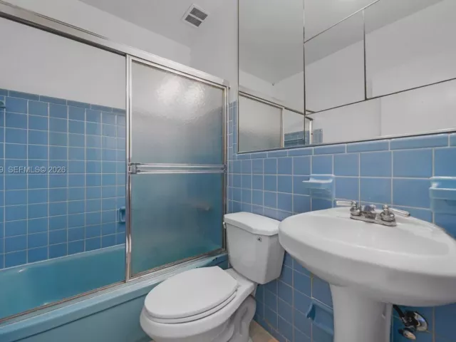 Дом в аренду по адресу 7412 GARY AV 7412 - фото 7131986