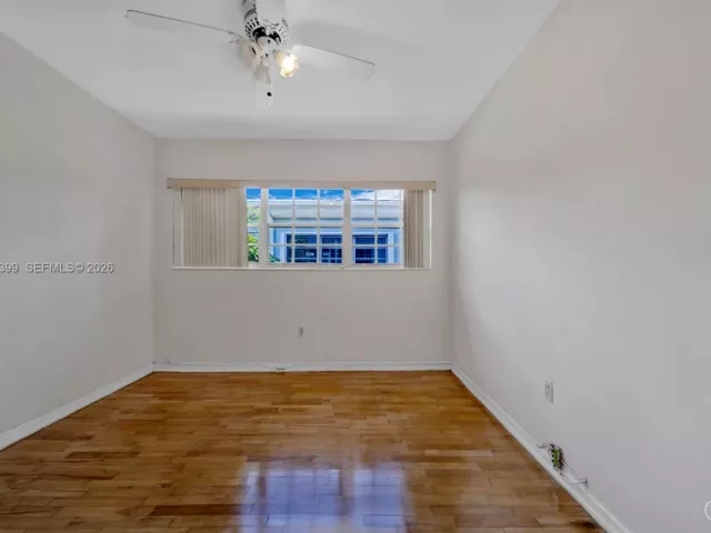 Дом в аренду по адресу 7412 GARY AV 7412 - фото 7131989