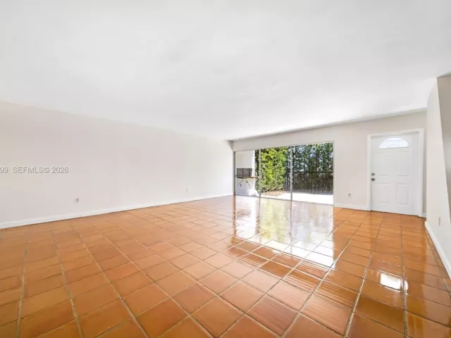 Дом в аренду по адресу 7412 GARY AV 7412 - фото 7131992