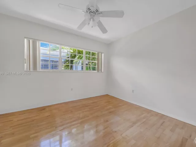 Дом в аренду по адресу 7412 GARY AV 7412 - фото 7131985