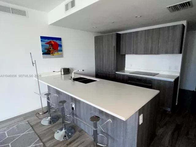 Квартира в аренду номер3304 - фото 7135848