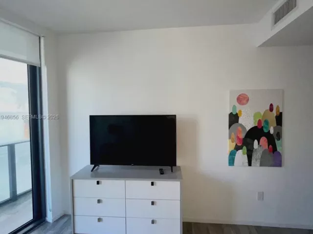 Квартира в аренду номер3304 - фото 7135837