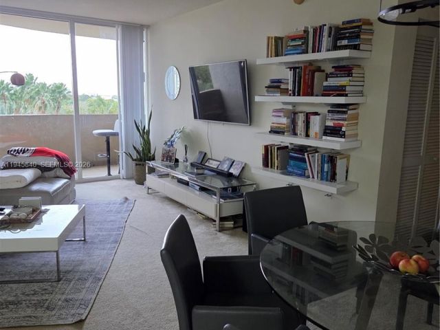 Продажа квартиры #511 - фото 7443754