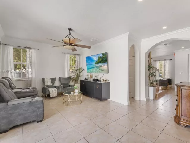 Дом в аренду по адресу 20032 SW 128th Ct 0 - фото 7135362