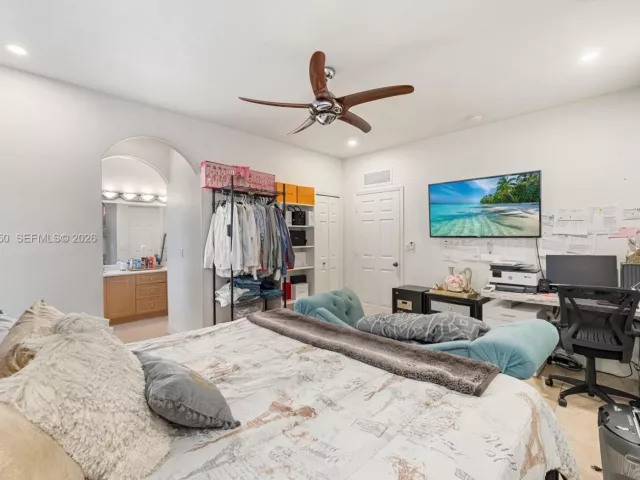 Дом в аренду по адресу 20032 SW 128th Ct 0 - фото 7135350