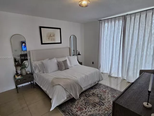 Продажа квартиры #1917 - фото 7140479