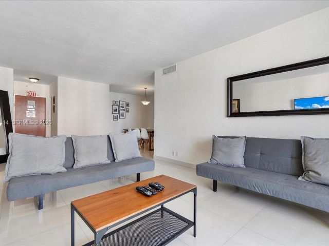 Продажа квартиры #8X - фото 7157106