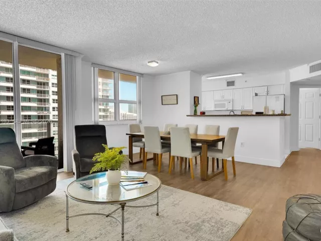 Квартира в аренду номер1702 - фото 7135727