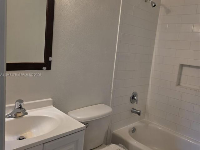 Дом в аренду по адресу 4964 SW 121st Ave 0 - фото 7427623