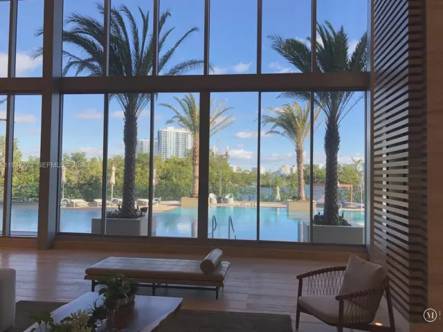 Продажа квартиры #1417 - фото 7138923