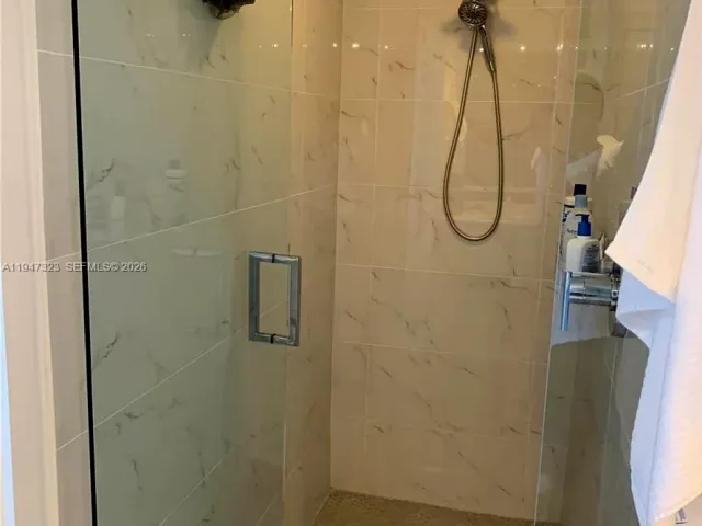 Продажа квартиры #1417 - фото 7138927