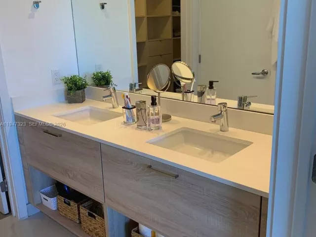 Продажа квартиры #1417 - фото 7138928